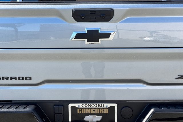 2026 Chevrolet Silverado 2500 HD Crew Cab Standard Box 4-Wheel Drive ZR2
