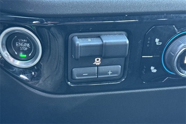 2023 Chevrolet Silverado 1500 Crew Cab Short Box 4-Wheel Drive LT 1LT