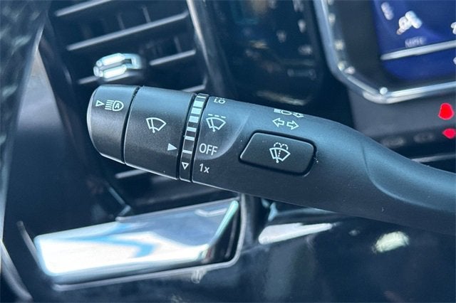 2023 Chevrolet Silverado 1500 Crew Cab Short Box 4-Wheel Drive LT 1LT