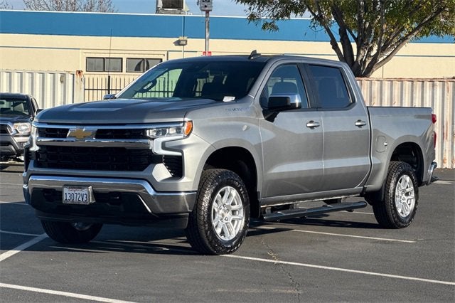 2023 Chevrolet Silverado 1500 Crew Cab Short Box 4-Wheel Drive LT 1LT