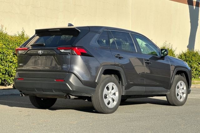2024 Toyota RAV4 LE AWD (Natl)