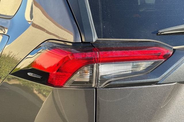 2024 Toyota RAV4 LE AWD (Natl)