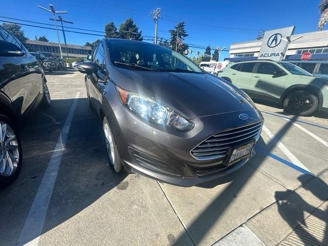2016 Ford Fiesta 4dr Sdn SE