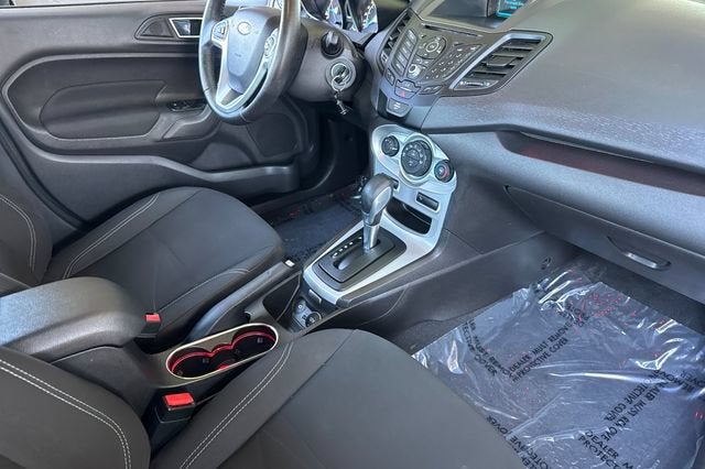 2016 Ford Fiesta 4dr Sdn SE