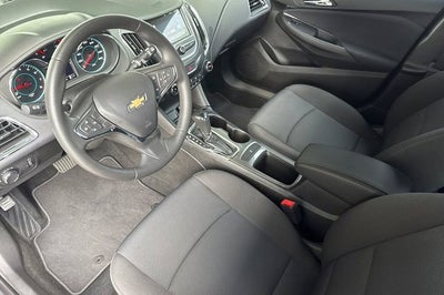 2018 Chevrolet Cruze Hatchback LT (Automatic)