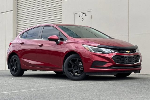 2018 Chevrolet Cruze Hatchback LT (Automatic)