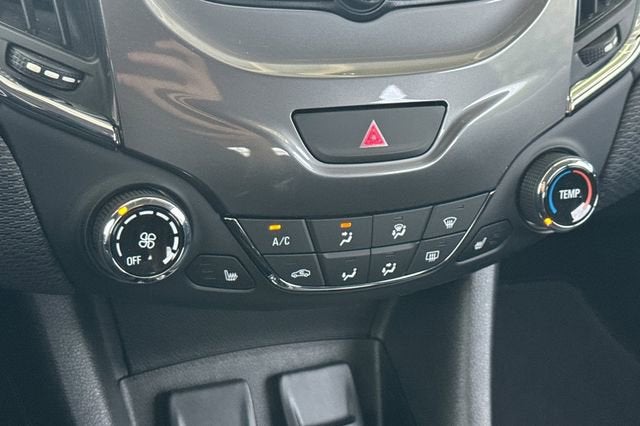 2018 Chevrolet Cruze Hatchback LT (Automatic)