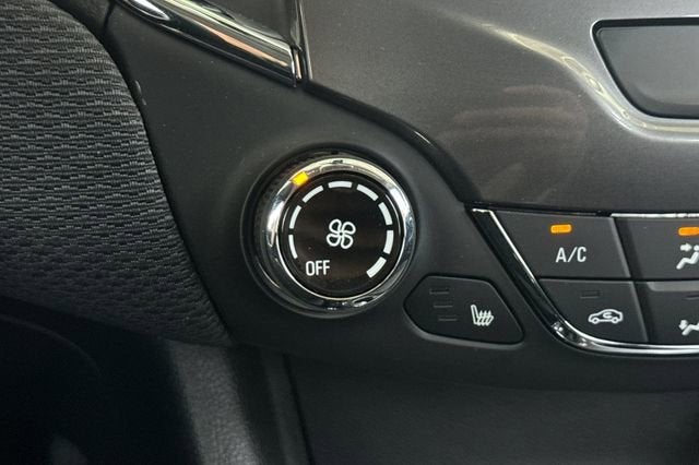 2018 Chevrolet Cruze Hatchback LT (Automatic)