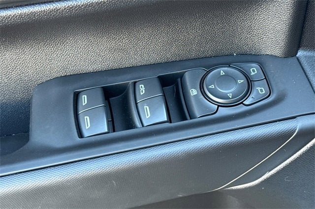 2025 Chevrolet Silverado 1500 Crew Cab Short Box 4-Wheel Drive Custom