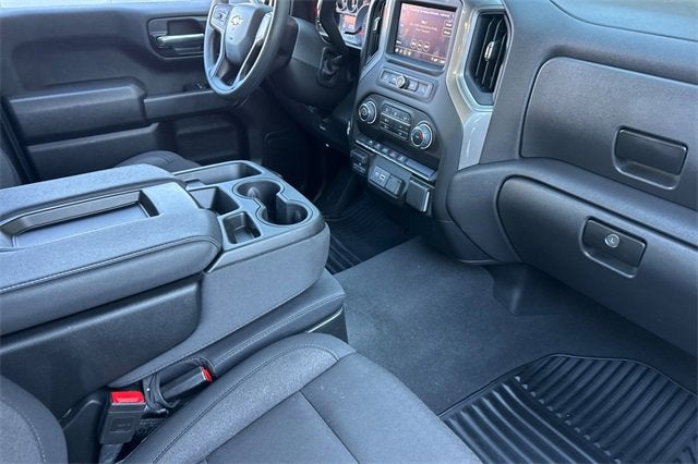 2025 Chevrolet Silverado 1500 Crew Cab Short Box 4-Wheel Drive Custom