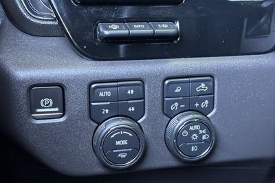 2023 Chevrolet Silverado 1500 Crew Cab Short Box 4-Wheel Drive ZR2