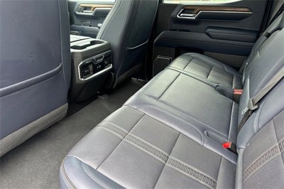 2022 Chevrolet Silverado 1500 Crew Cab Standard Box 4-Wheel Drive High Country