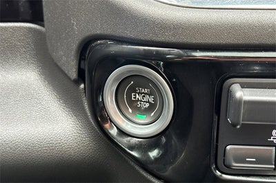 2022 Chevrolet Silverado 1500 Crew Cab Standard Box 4-Wheel Drive High Country