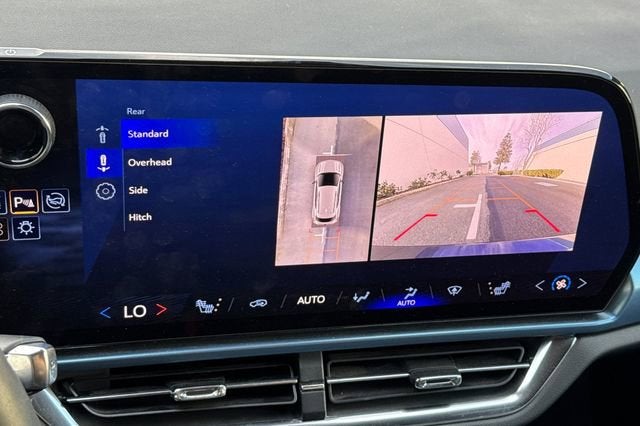 2024 Chevrolet Equinox EV 4dr LT w/2LT