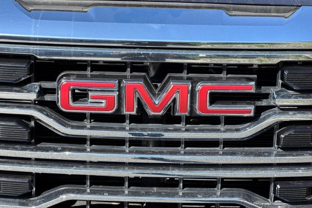 2025 GMC Sierra 1500 Crew Cab Short Box 2-Wheel Drive SLT