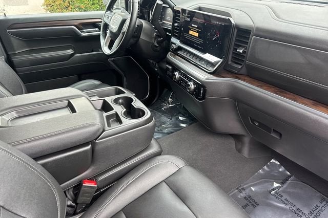 2025 GMC Sierra 1500 Crew Cab Short Box 4-Wheel Drive SLT