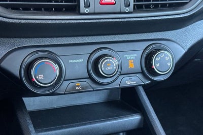 2023 Kia Forte LXS IVT