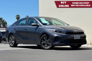 2023 Kia Forte LXS IVT