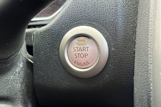 2013 Nissan Versa 4dr Sdn CVT 1.6 SL