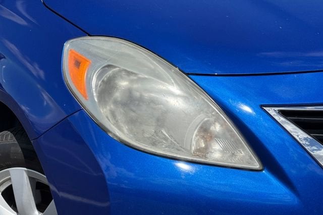 2013 Nissan Versa 4dr Sdn CVT 1.6 SL