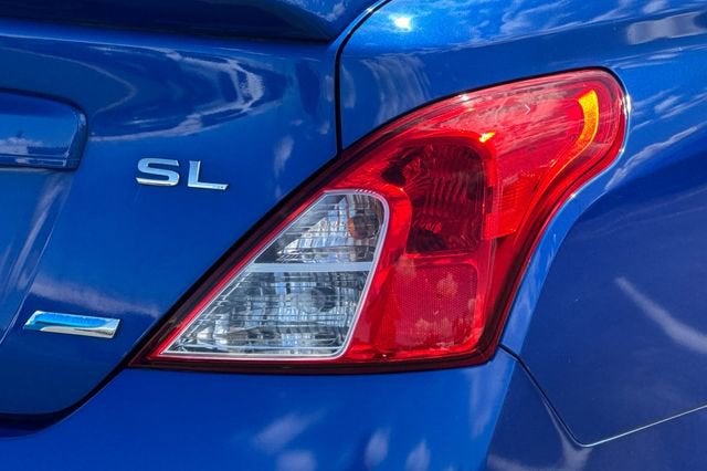 2013 Nissan Versa 4dr Sdn CVT 1.6 SL