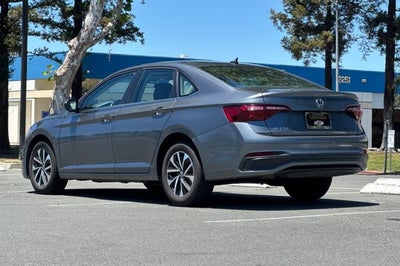 2024 Volkswagen Jetta S Auto