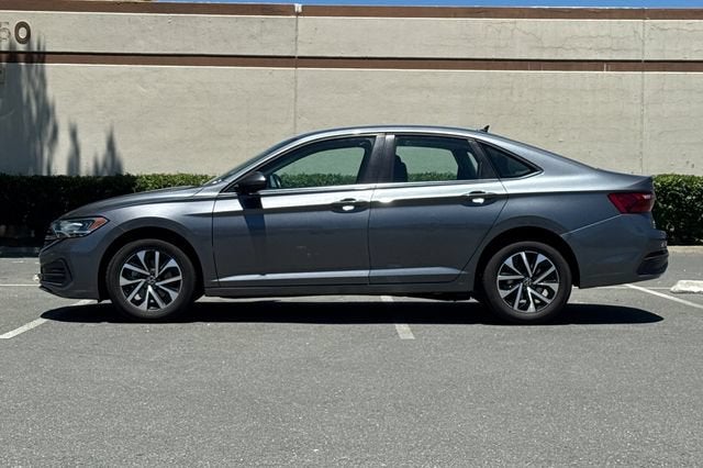 2024 Volkswagen Jetta S Auto