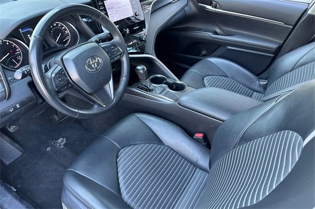 2024 Toyota Camry SE Auto (SE)