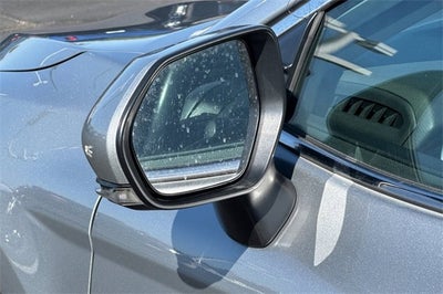 2024 Toyota Camry SE Auto (SE)