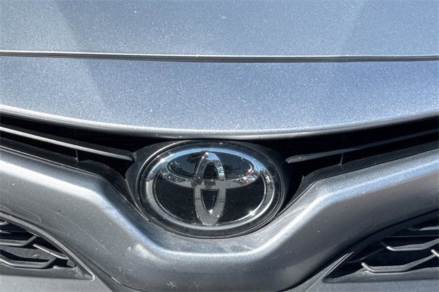 2024 Toyota Camry SE Auto (SE)