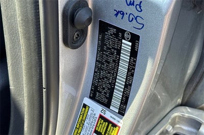 2024 Toyota Camry SE Auto (SE)