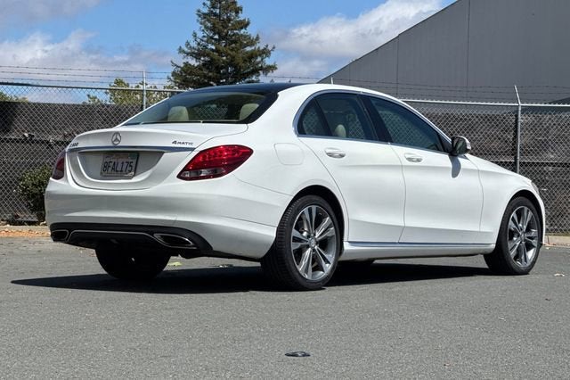 2015 Mercedes-Benz C 300 C 300 4MATIC® Luxury Sedan