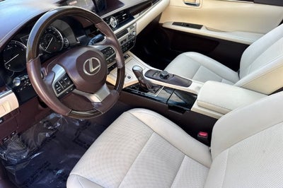 2016 Lexus ES 350 4dr Sdn