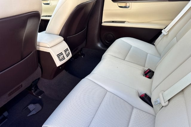 2016 Lexus ES 350 4dr Sdn