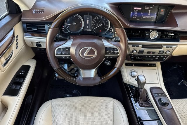 2016 Lexus ES 350 4dr Sdn