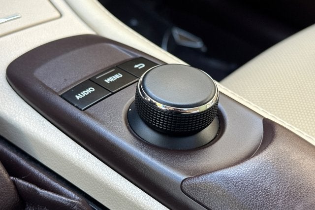 2016 Lexus ES 350 4dr Sdn