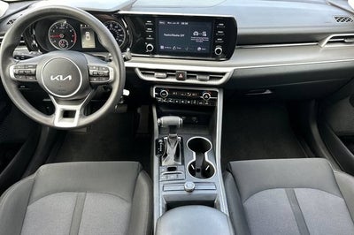 2022 Kia K5 LX Auto FWD