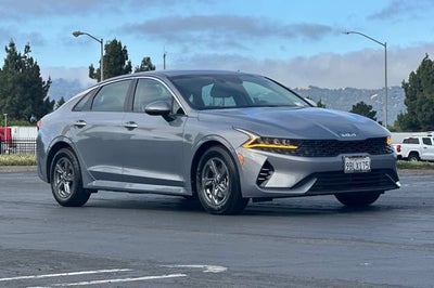 2022 Kia K5 LX Auto FWD