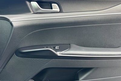 2022 Kia K5 LX Auto FWD