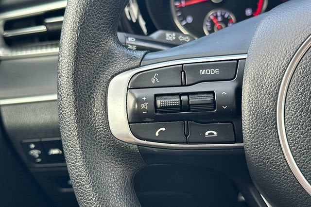 2022 Kia K5 LX Auto FWD