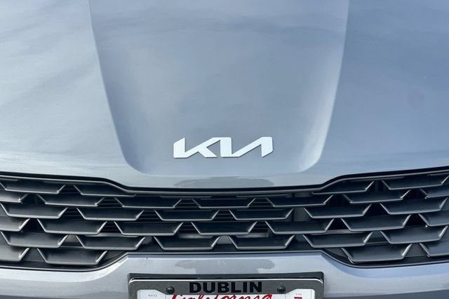2022 Kia K5 LX Auto FWD