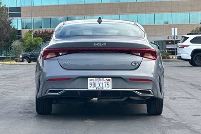 2022 Kia K5 LX Auto FWD