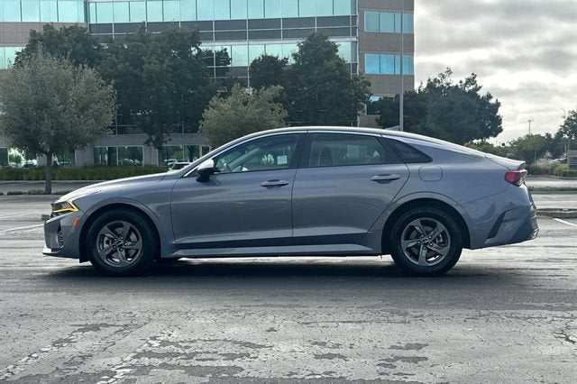 2022 Kia K5 LX Auto FWD