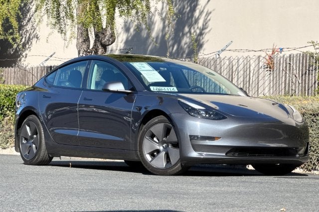2023 Tesla Model 3 RWD