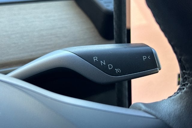 2023 Tesla Model 3 RWD