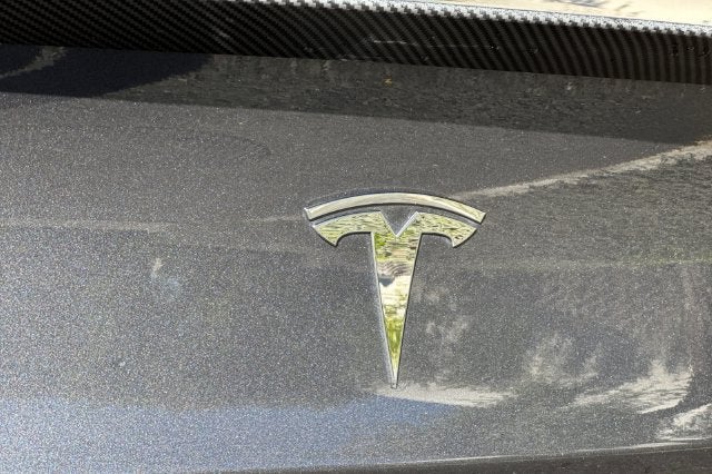 2023 Tesla Model 3 RWD