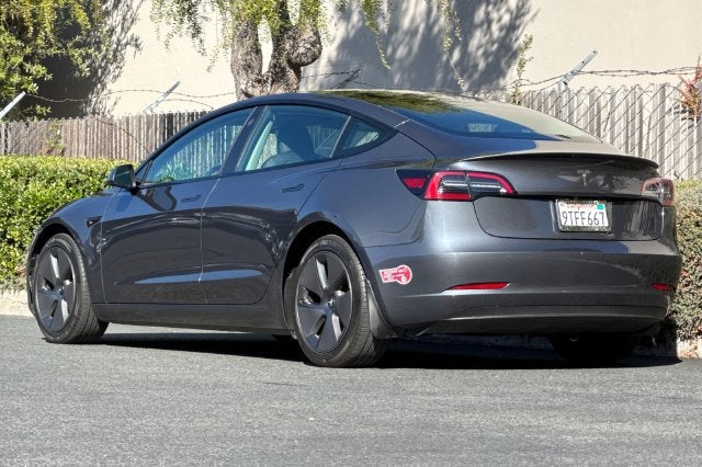 2023 Tesla Model 3 RWD