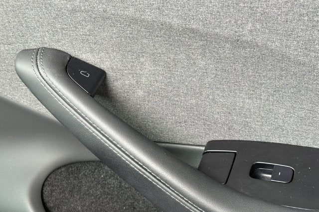 2024 Tesla Model 3 RWD *Ltd Avail*