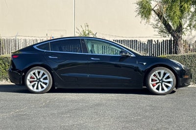 2018 Tesla Model 3 Long Range Battery RWD