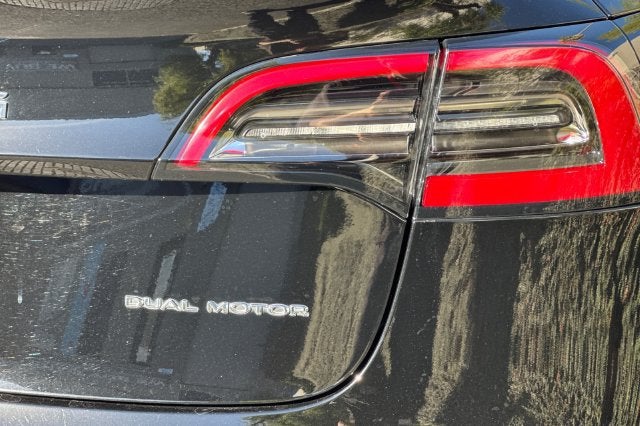 2018 Tesla Model 3 Long Range Battery RWD